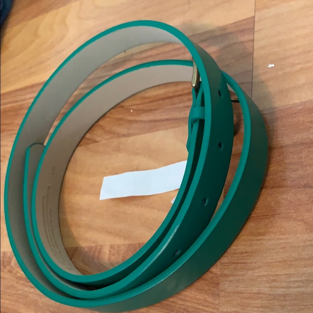 Teal belt